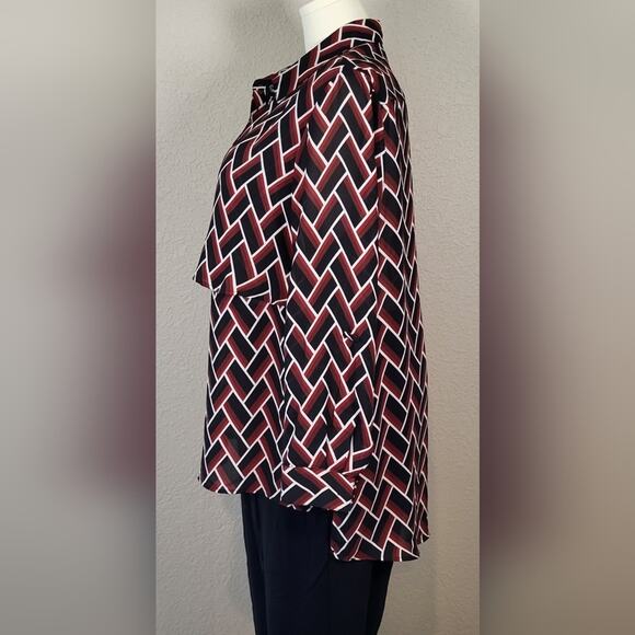 CATO Black and Red Print Overlap Front V-Neck Top - Plus Size 18/20W - Picture 7 of 10